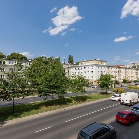 Stylish & Trendy 1 Bedroom Apartment Wola With Parking By Renters Warsaw Exterior photo