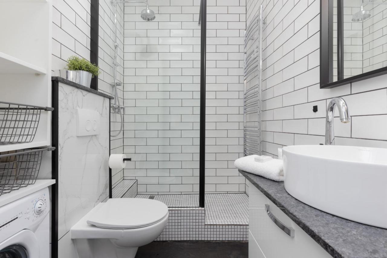 Stylish & Trendy 1 Bedroom Apartment Wola With Parking By Renters Warsaw Exterior photo